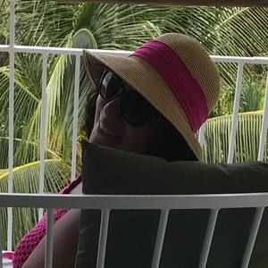 Meet your Posher, Sonia